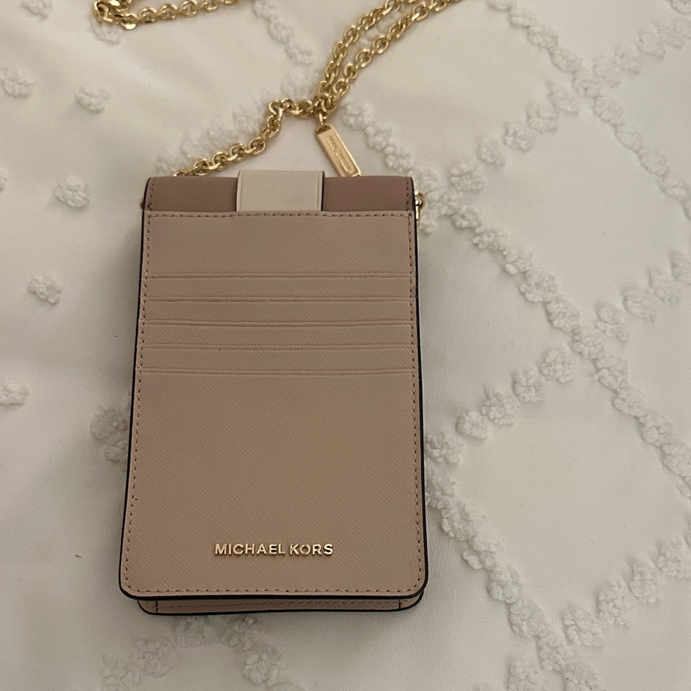 Elegant Beige and Cream Crossbody Bag - Picture 2 of 7